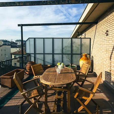 Splendido Con Terrazzo Turim