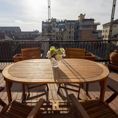 Apartamento Splendido Con Terrazzo Turim